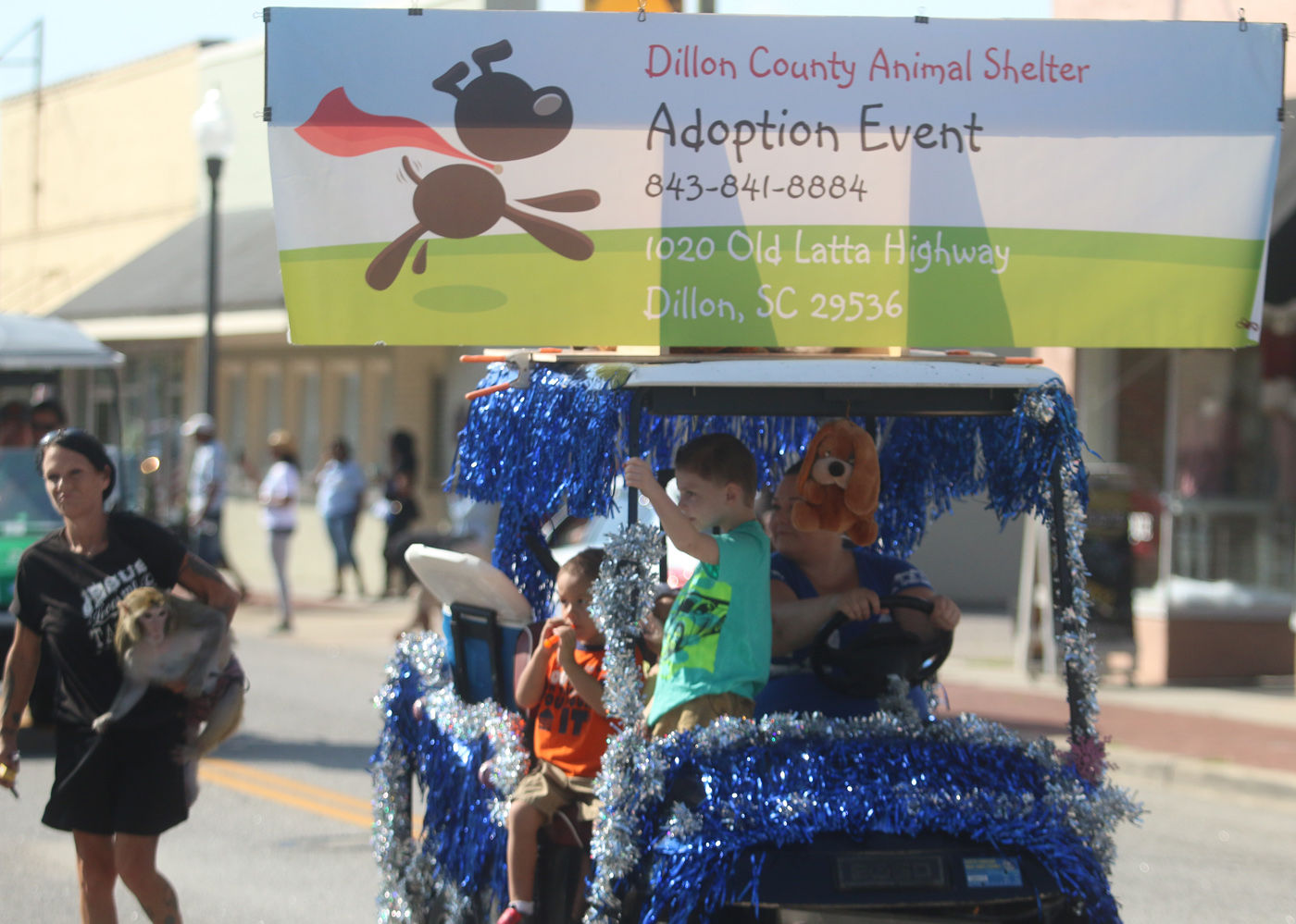 Mullins celebrates return of Golden Leaf Festival